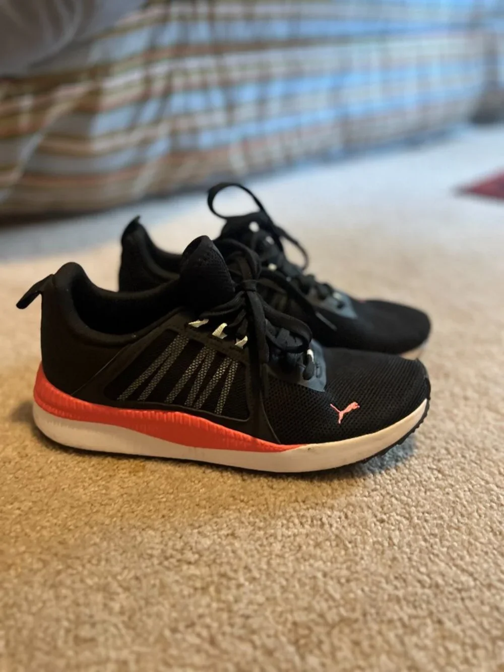 Puma Womens Pacer Net Cage Sneakers (Sz. 7.5)